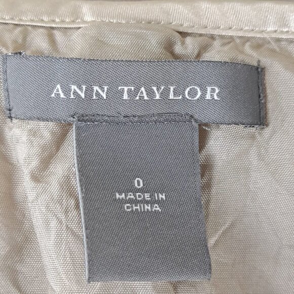 Ann Taylor Size 0 Tan A-Line Skirt Embroidered Floral Bottom Wool Blend EUC - Picture 8 of 10